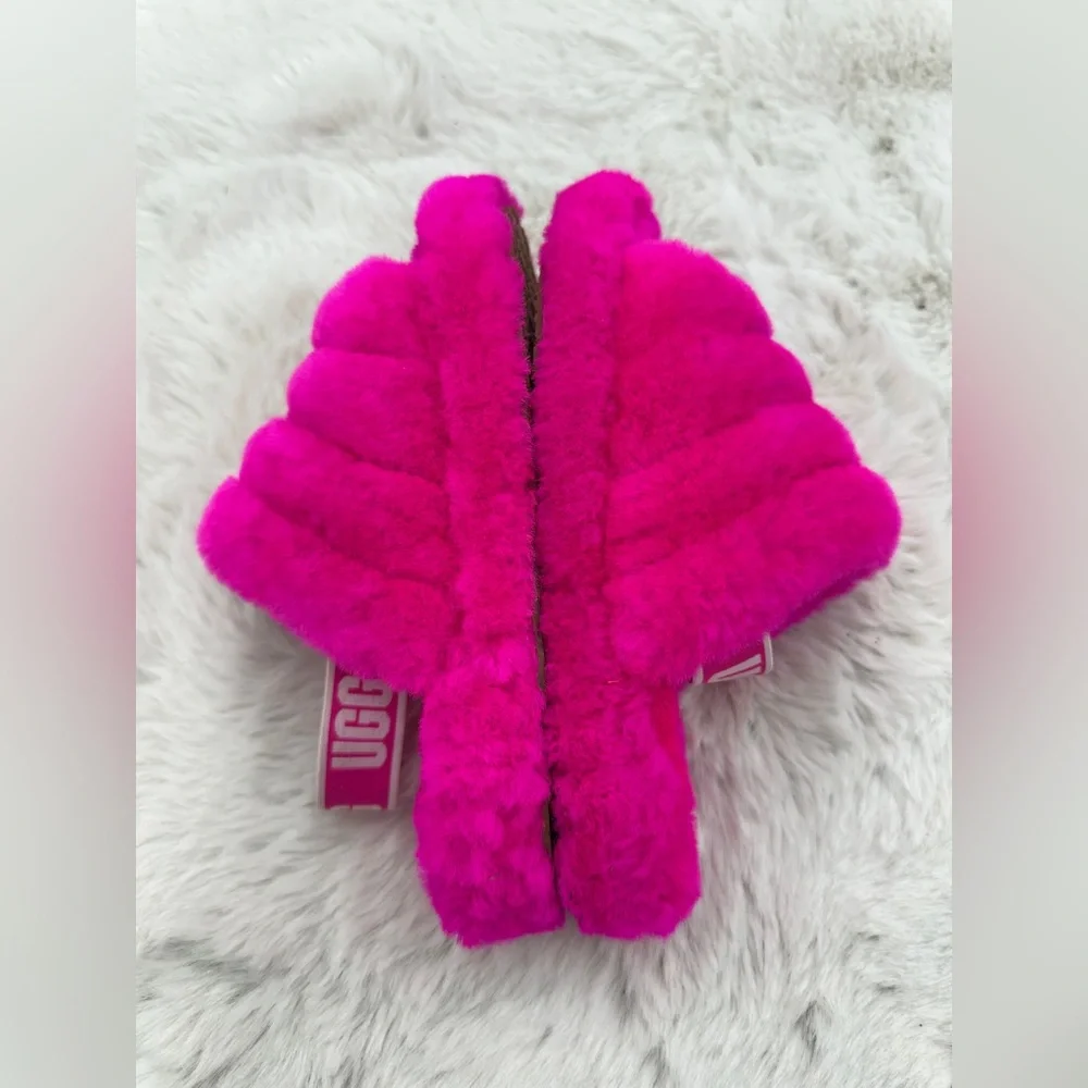 UGG Oh Yeah platform girls slides size 3 sheepskin pink‎ NWOT